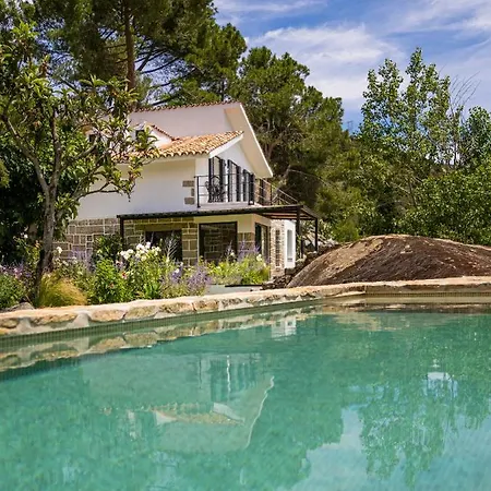 Vakantiehuis Casa Junto Al Pantano De Burguillo *