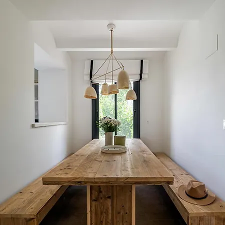 Casa Junto Al Pantano De Burguillo *