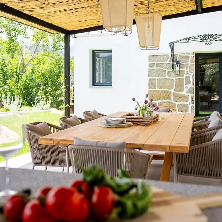 בית נופש Casa Junto Al Pantano De Burguillo